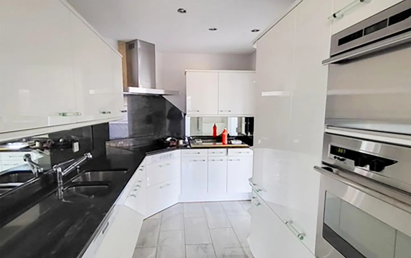 ImmoWyss - Appartement de location 4,5 pièces en excellent état au cœur de l'Emmental - Photo 1 sur 8