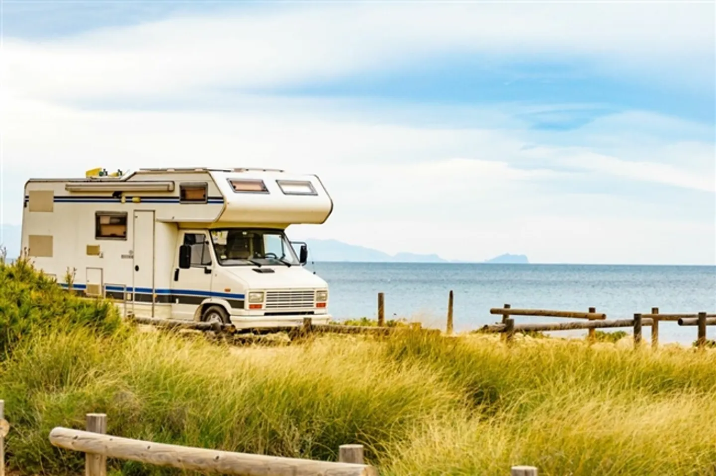 «Saisonale Einstellplätze für Wohnmobile & Anhänger» - Foto 1 von 6