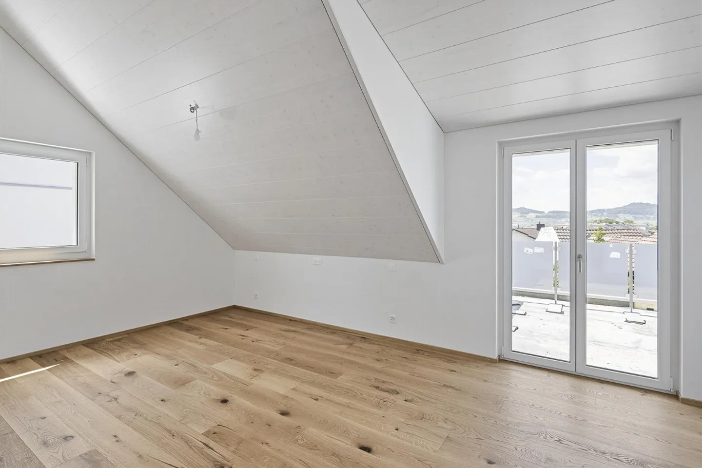 Plenty of space, top modern and energy-efficient living - Photo 9 of 17