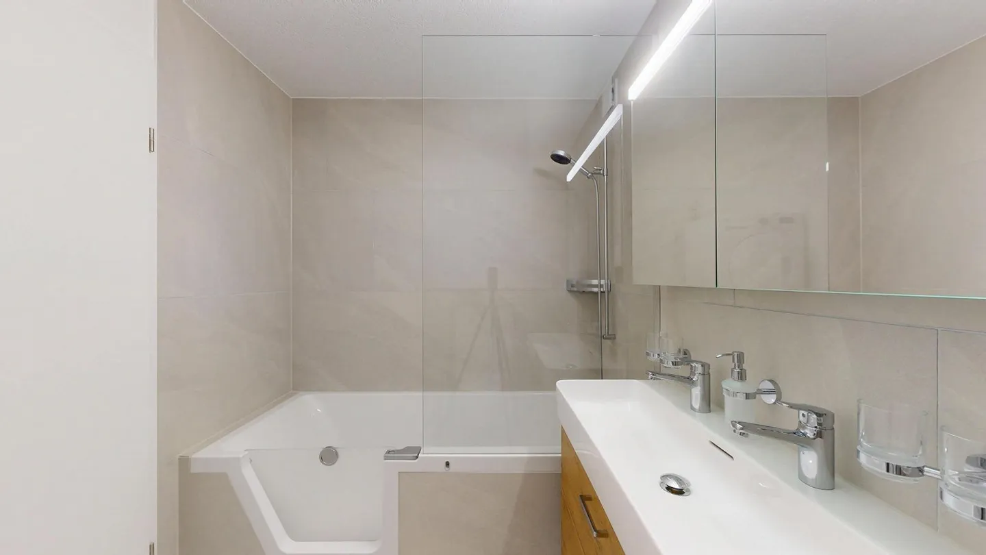 Appartamento ristrutturato di 4,5 locali situato nel centro di Widnau - Foto 4 di 6