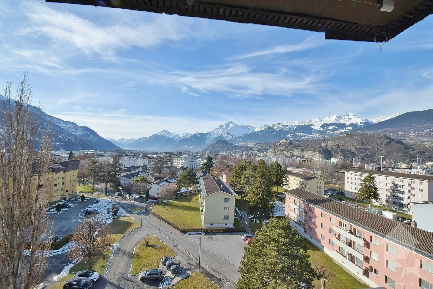 Appartamento attico di 5,5 locali completamente ristrutturato - Foto 2 di 16