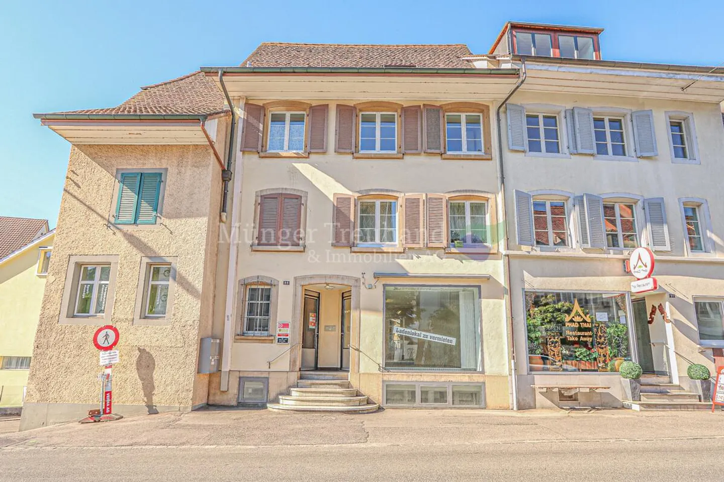 Proprietà a uso misto attraente nel centro di Sissach - Foto 1 di 12