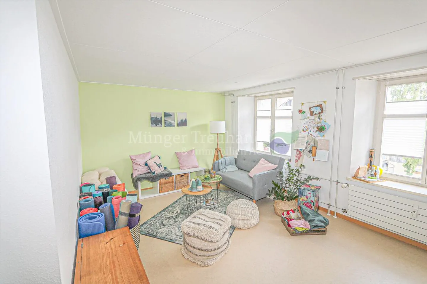 Proprietà a uso misto attraente nel centro di Sissach - Foto 5 di 12