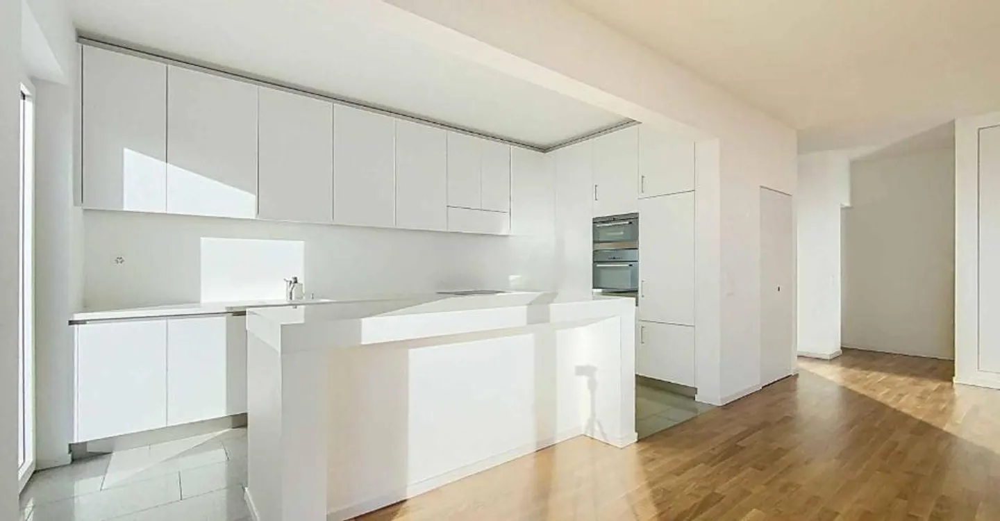 Villa contemporanea con vista panoramica sul lago - Foto 4 di 12
