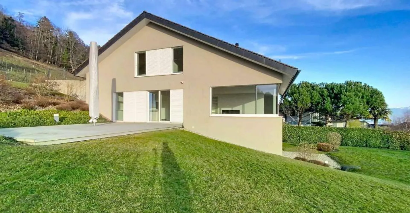 Villa contemporanea con vista panoramica sul lago - Foto 11 di 12