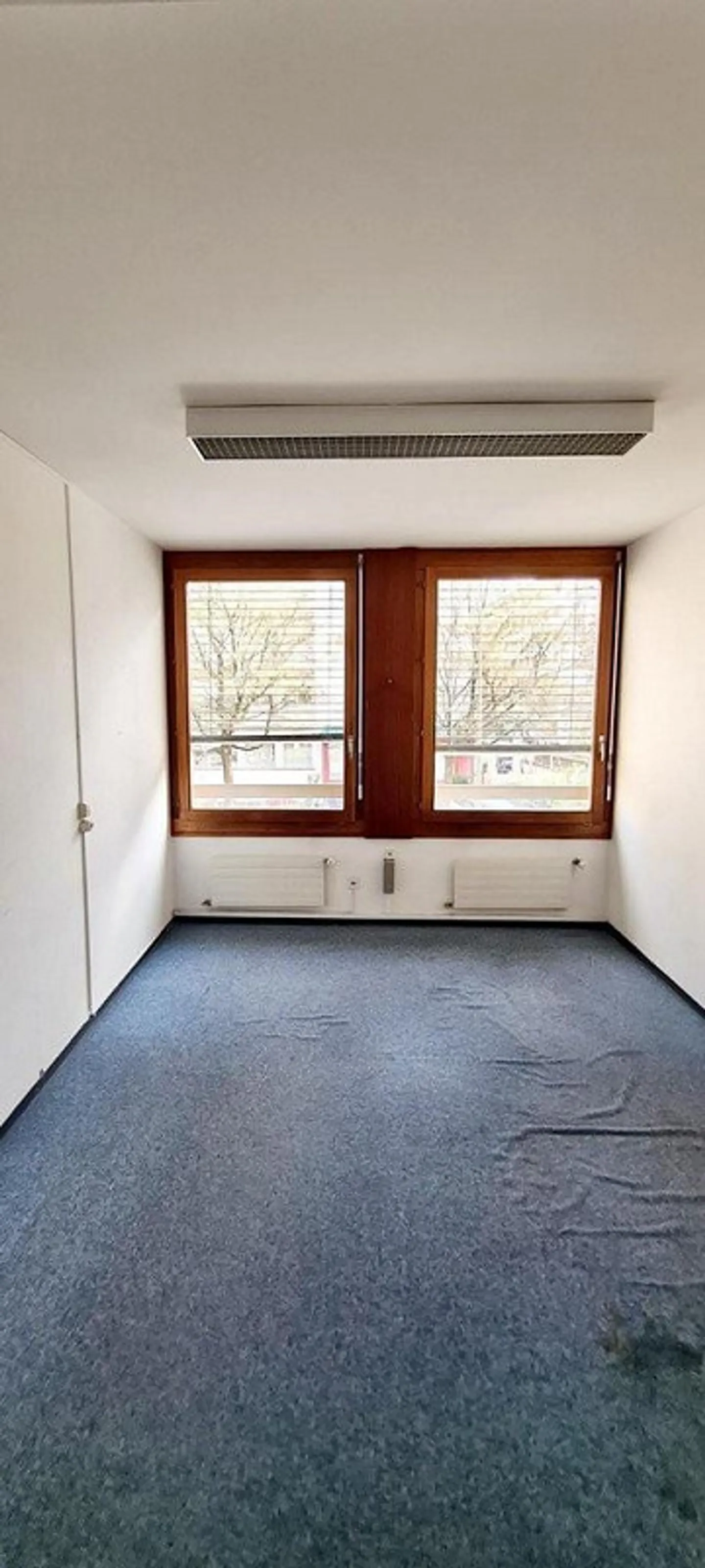 Bureaux près des OI - Photo 4 sur 6