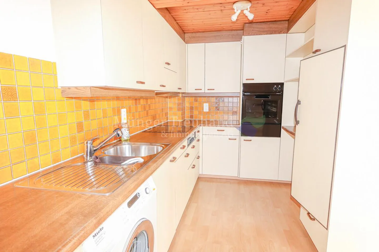 Proprietà a uso misto attraente nel centro di Sissach - Foto 12 di 12