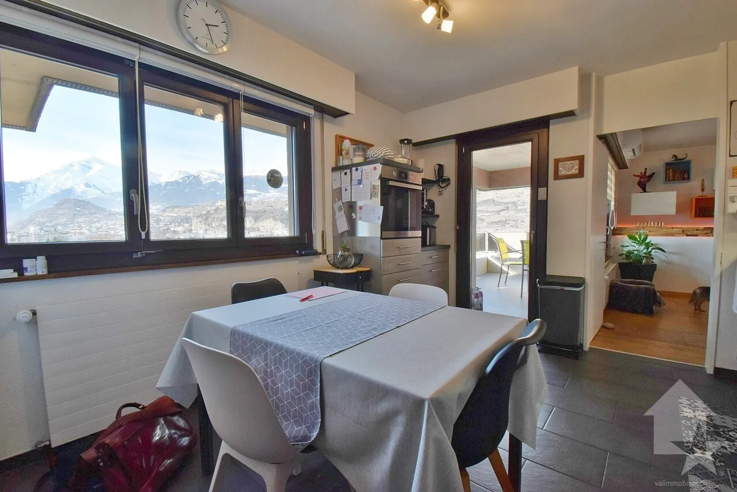 Appartamento attico di 5,5 locali completamente ristrutturato - Foto 4 di 16