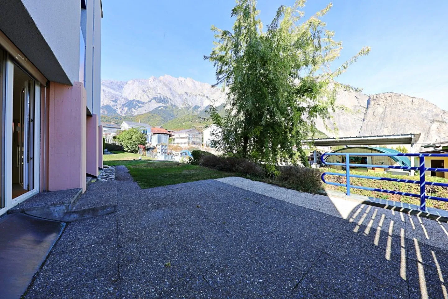 4.5-room apartment on the ground floor - Photo 6 of 6
