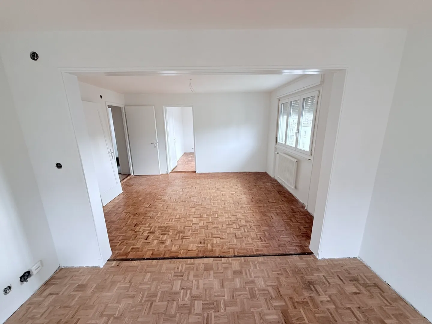 Appartement rénové de 4 pièces - Photo 4 sur 5