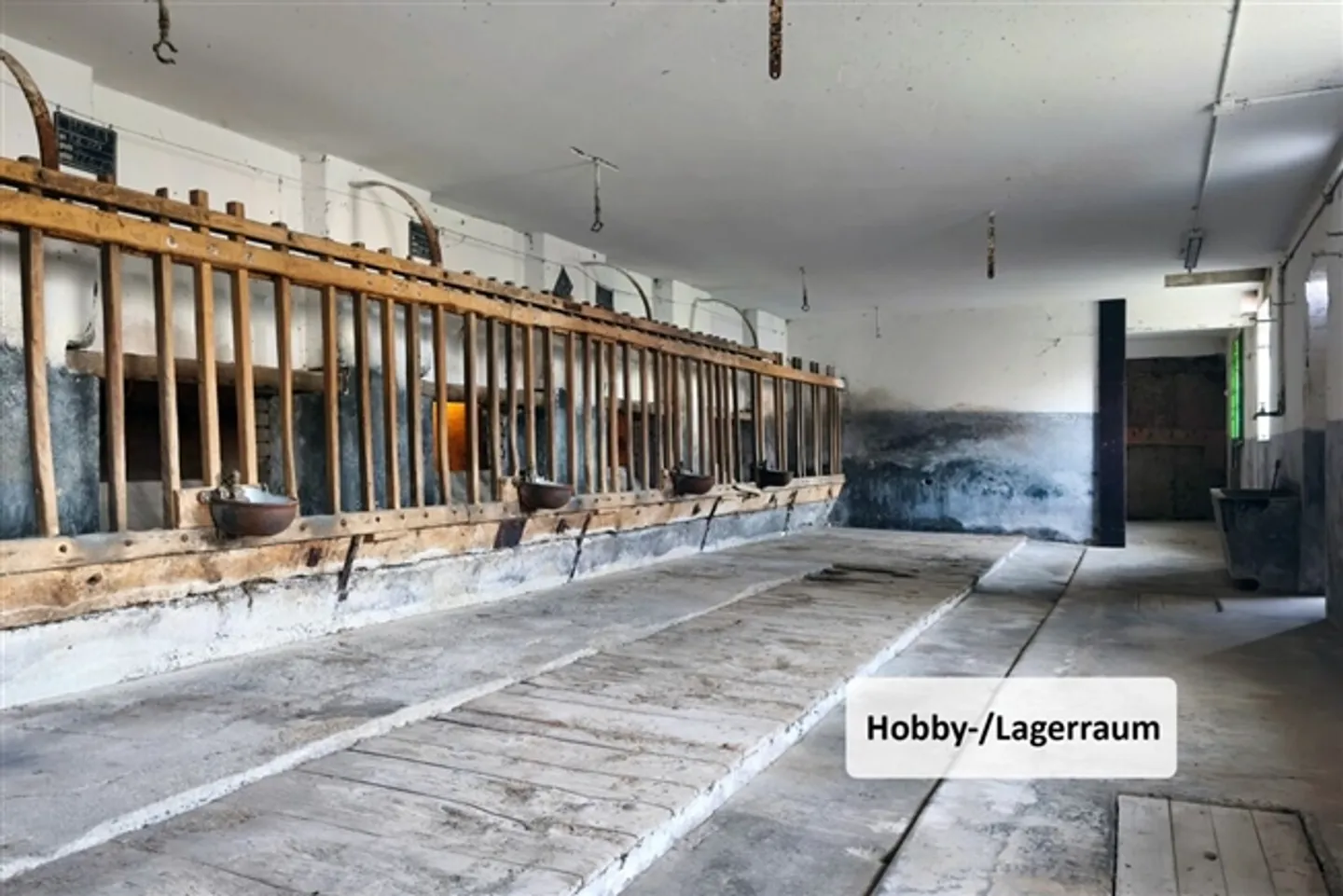 Dry Hobby Rooms / Storage Areas - Photo 2 of 2