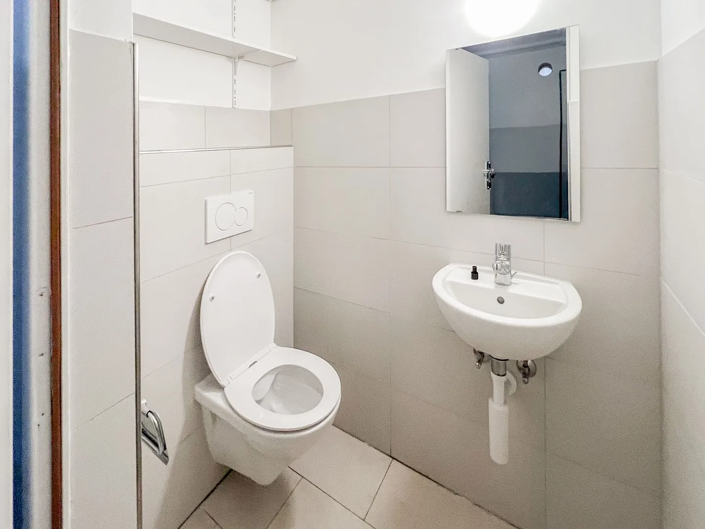 Commercial premises in a central location - Photo 4 of 6