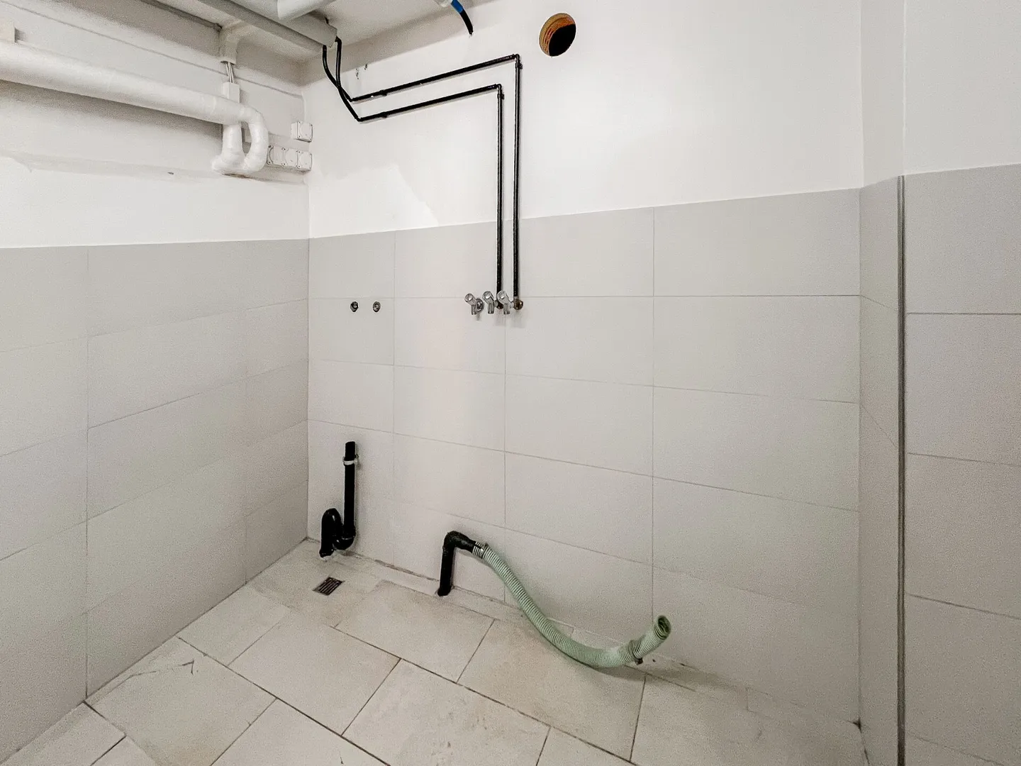 Commercial premises in a central location - Photo 5 of 6