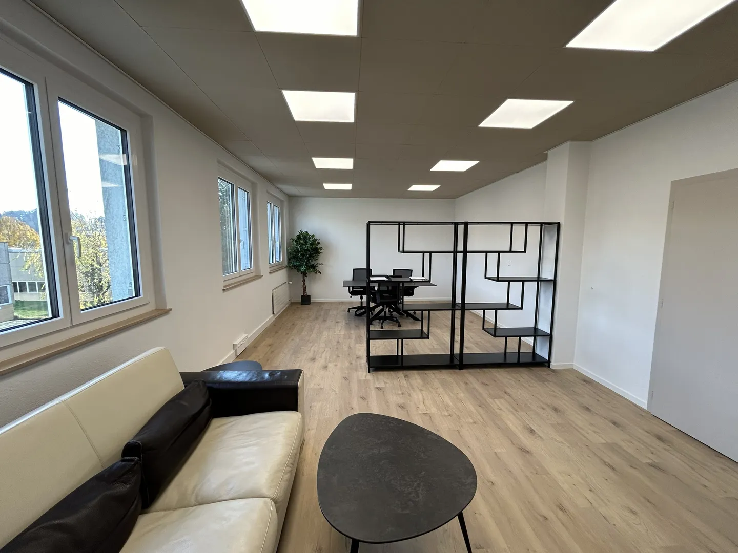 Espace de Bureau Moderne à Lausanne - Photo 1 sur 6