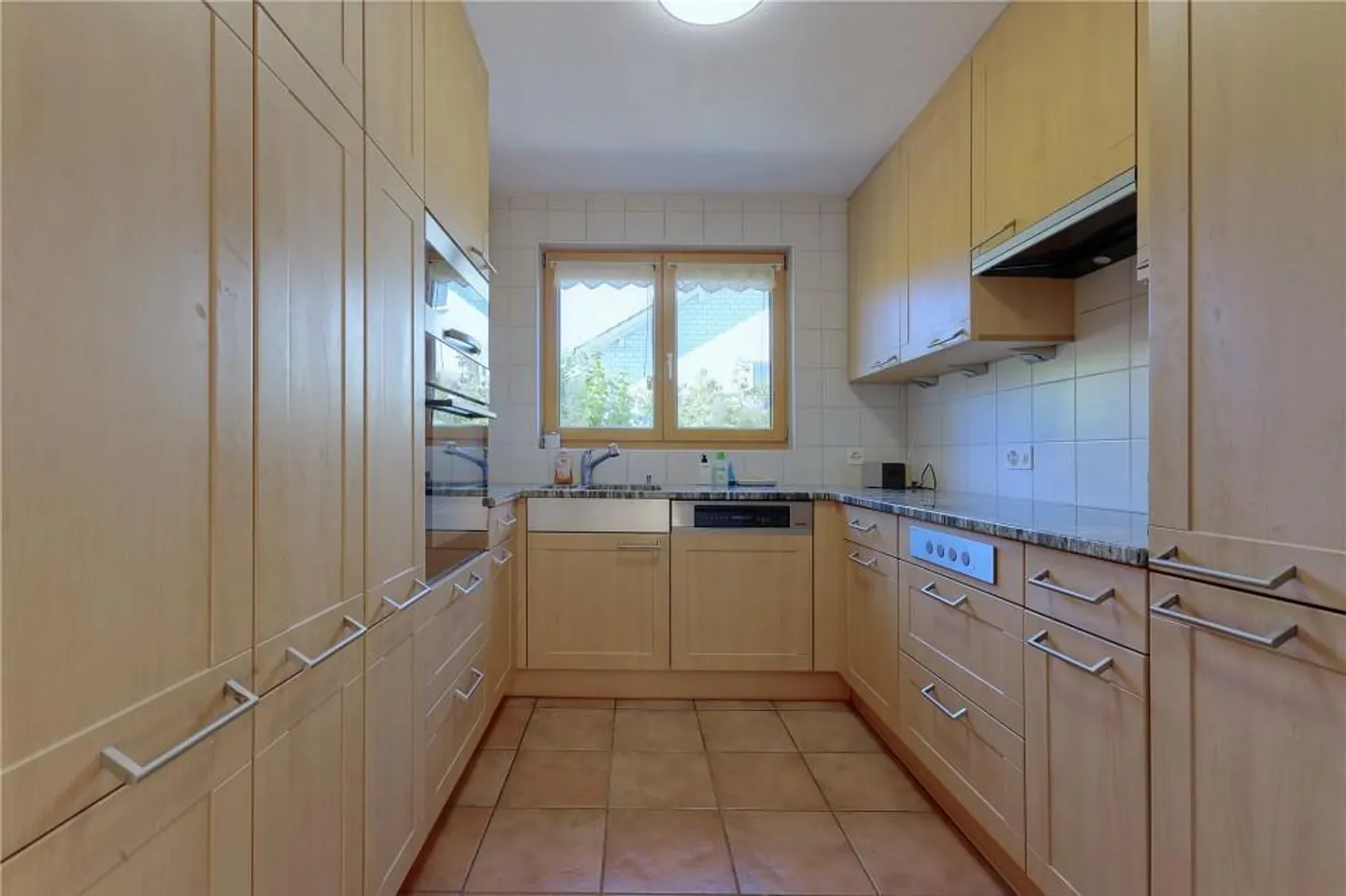 Maison individuelle spacieuse de 7½ pièces avec jardin idyllique - Photo 9 sur 13