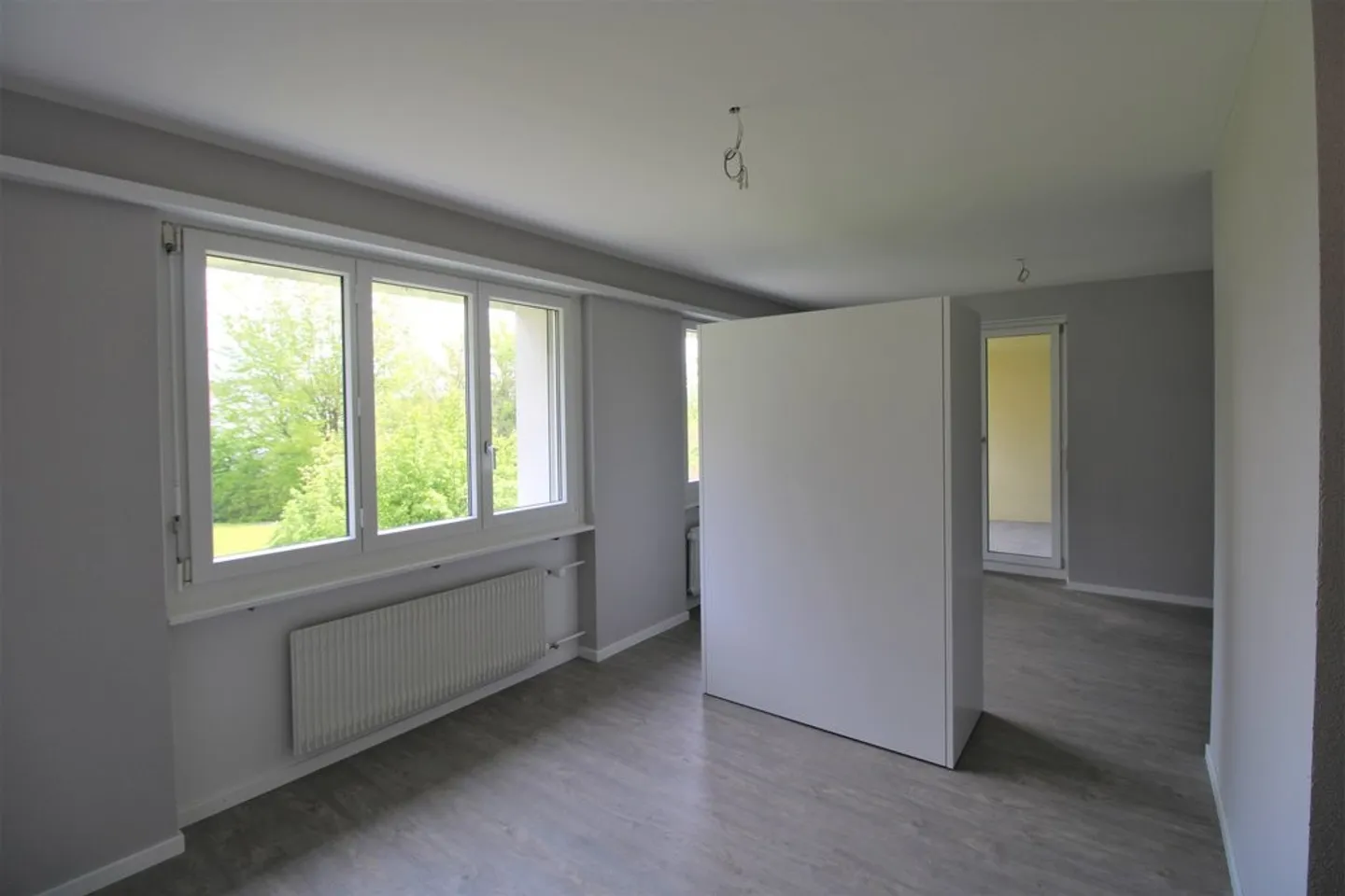 Moderne Wohnung im Herzen von Adliswil - Foto 3 von 9