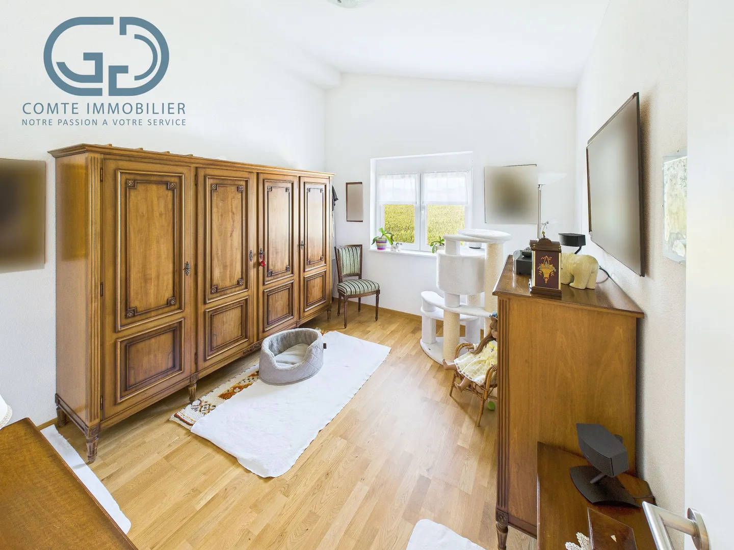 Modern Attic Apartment in Courgenay - Photo 10 of 15