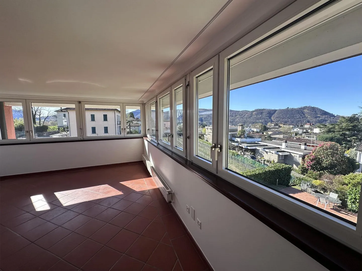 UNMISSABLE ATTIC 4.5 WITH POOL AND PANORAMIC VIEW - Photo 6 of 13