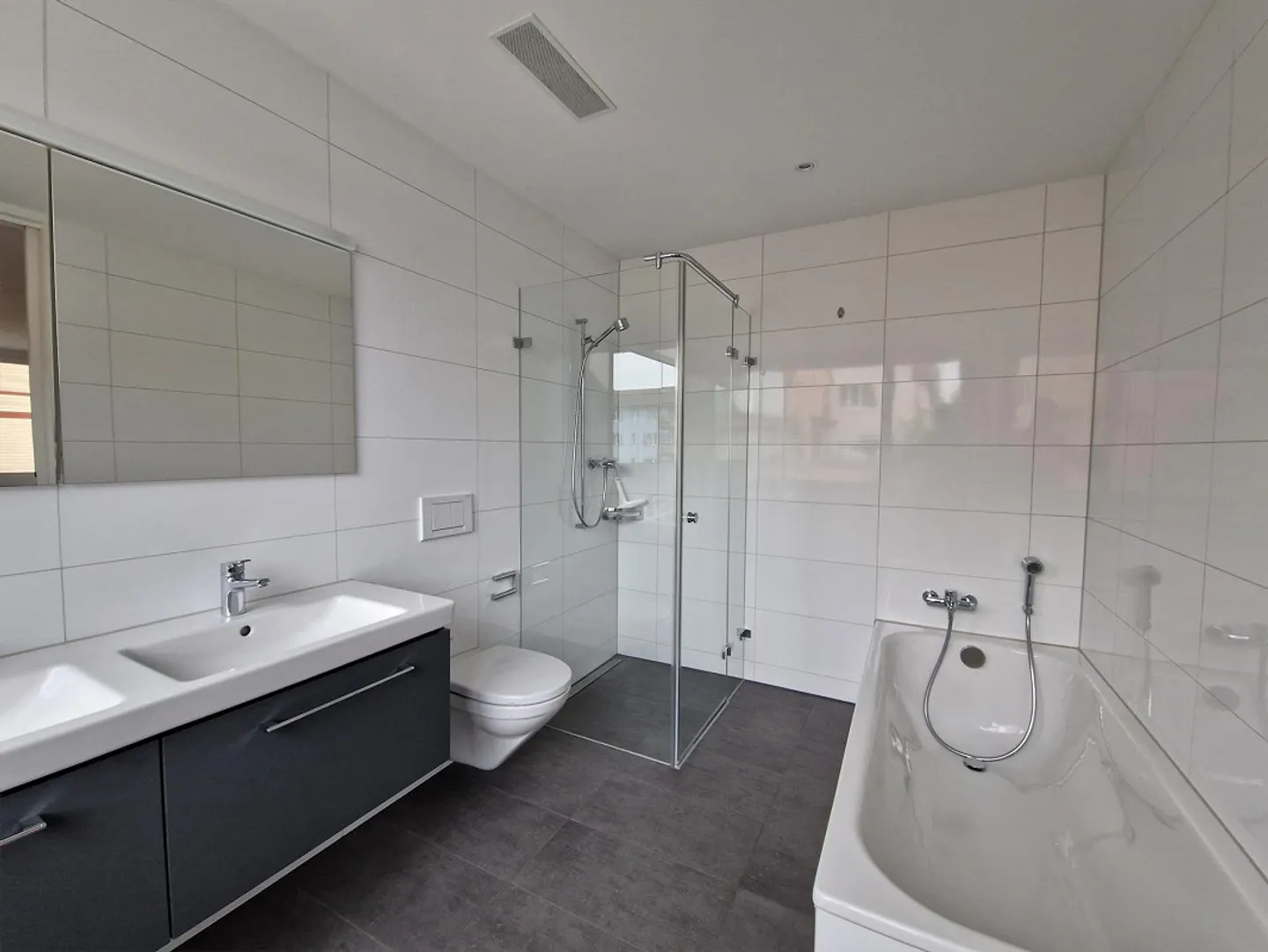 Moderne Wohnung in Cham - Foto 9 von 15