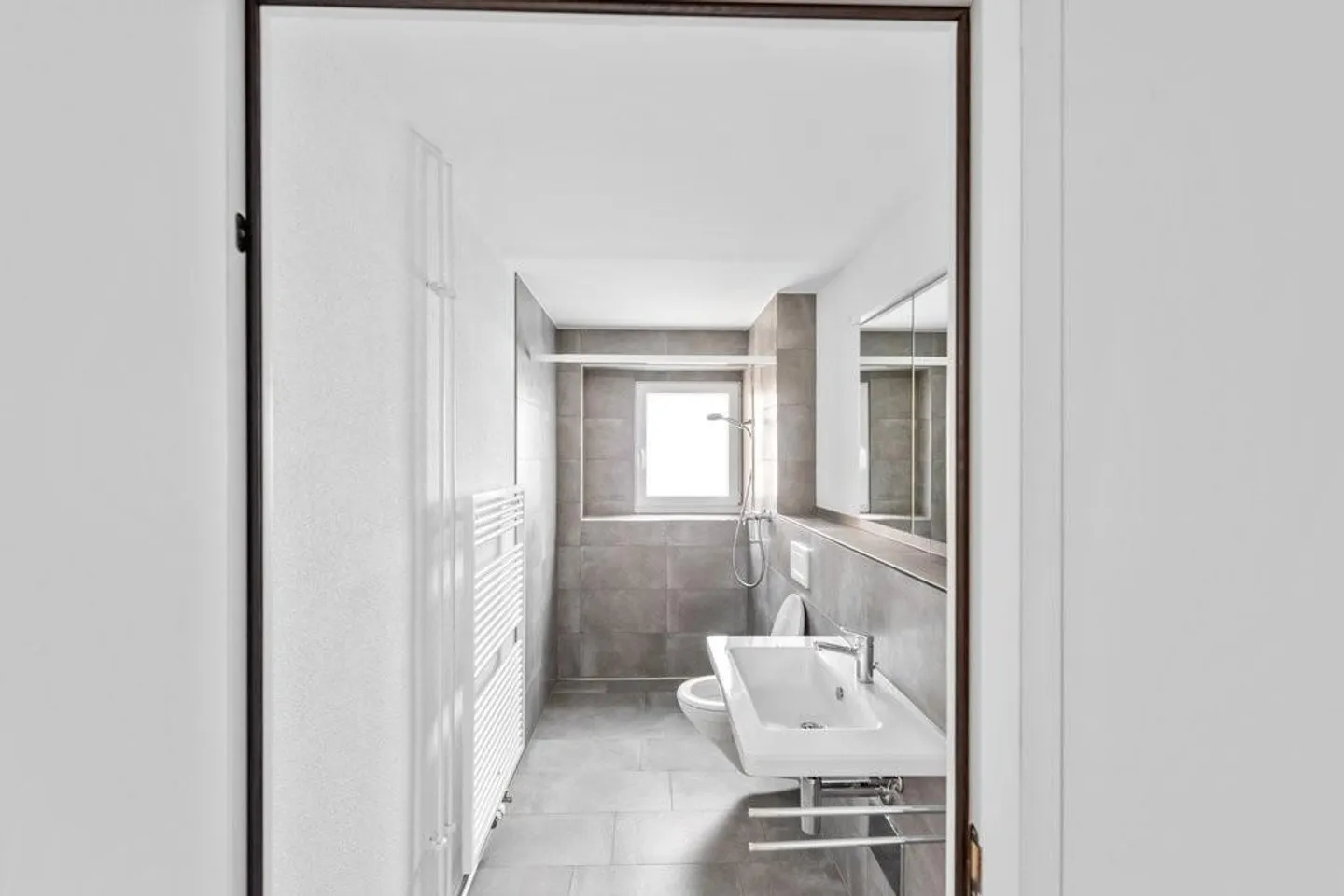 Belle appartement neuf, situé au centre - Photo 9 sur 10