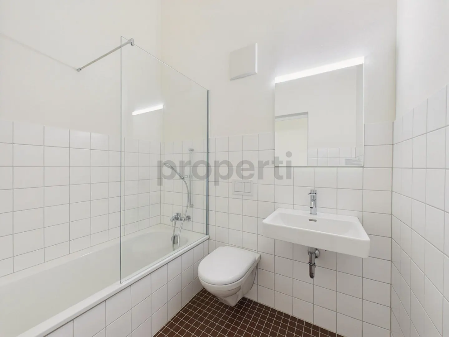 Modern Elegance with Dreamlike Gallery: 4.5-Room New Townhouse - Photo 13 of 17