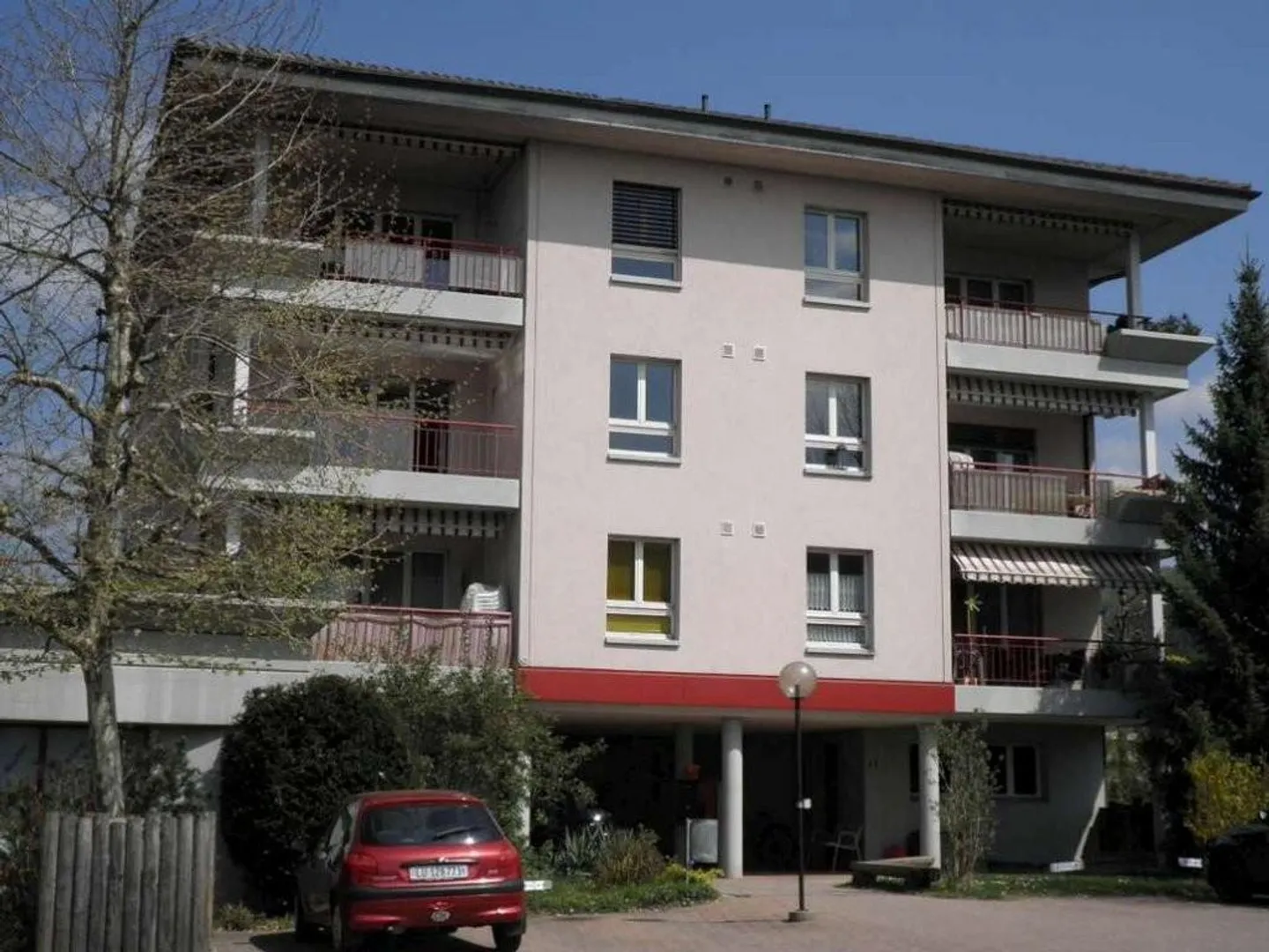 Einstellhallenplätze in Schenkon - Foto 1 von 1