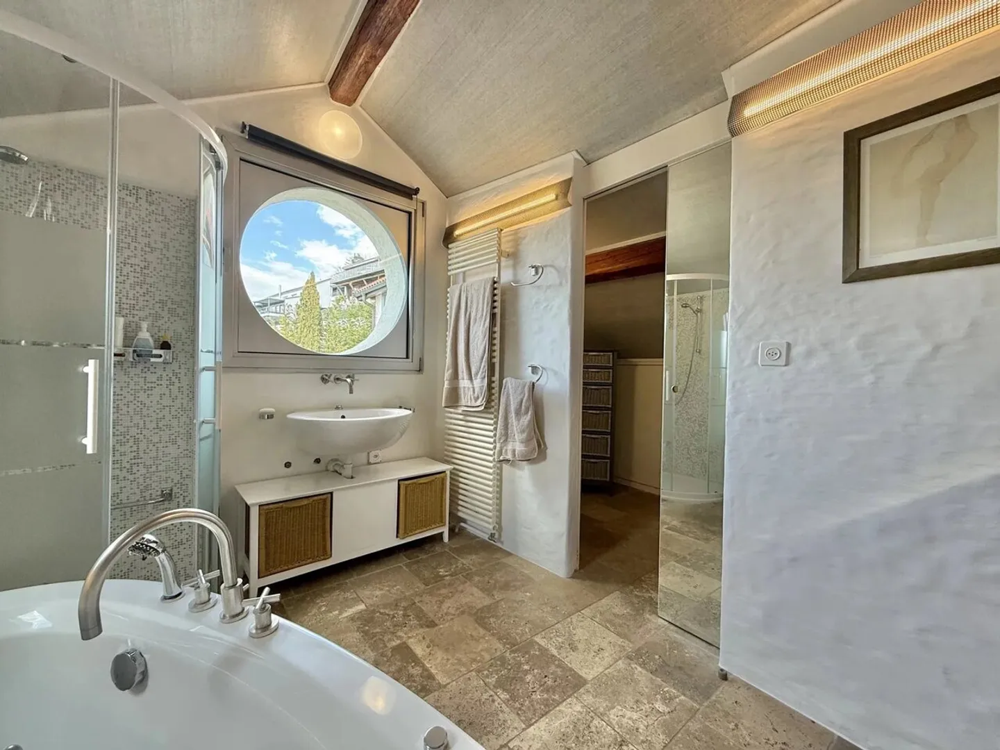 Maison Exceptionnelle avec Vue sur le Lac - Photo 9 sur 13