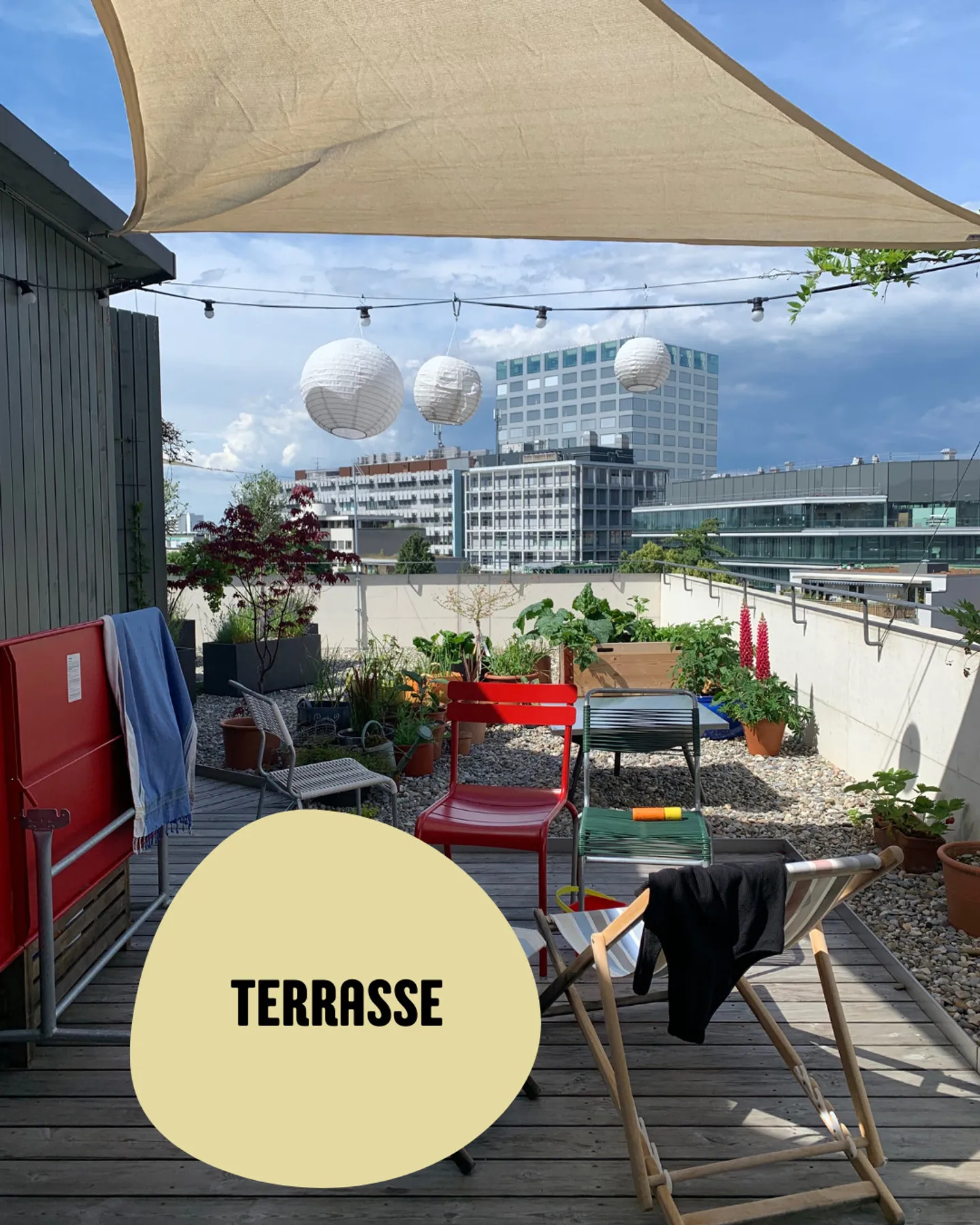 Charming City Apartment with Terrace - Photo 9 of 10