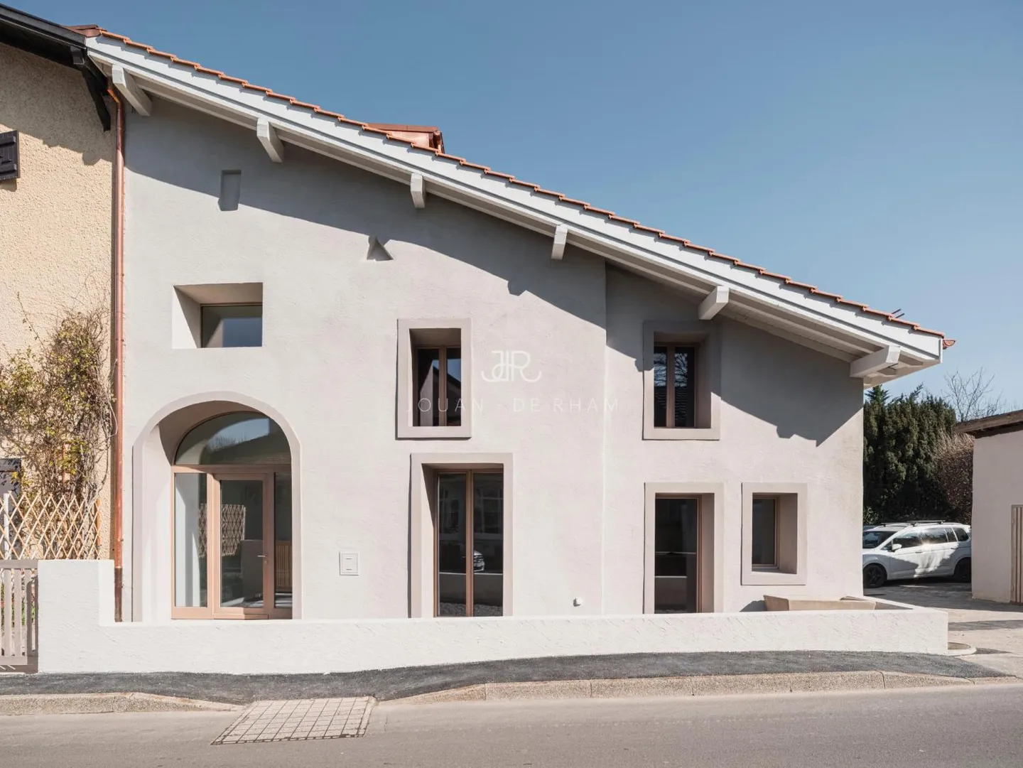 Co-Exclusivité - Villa de village rénovée - Photo 2 sur 13