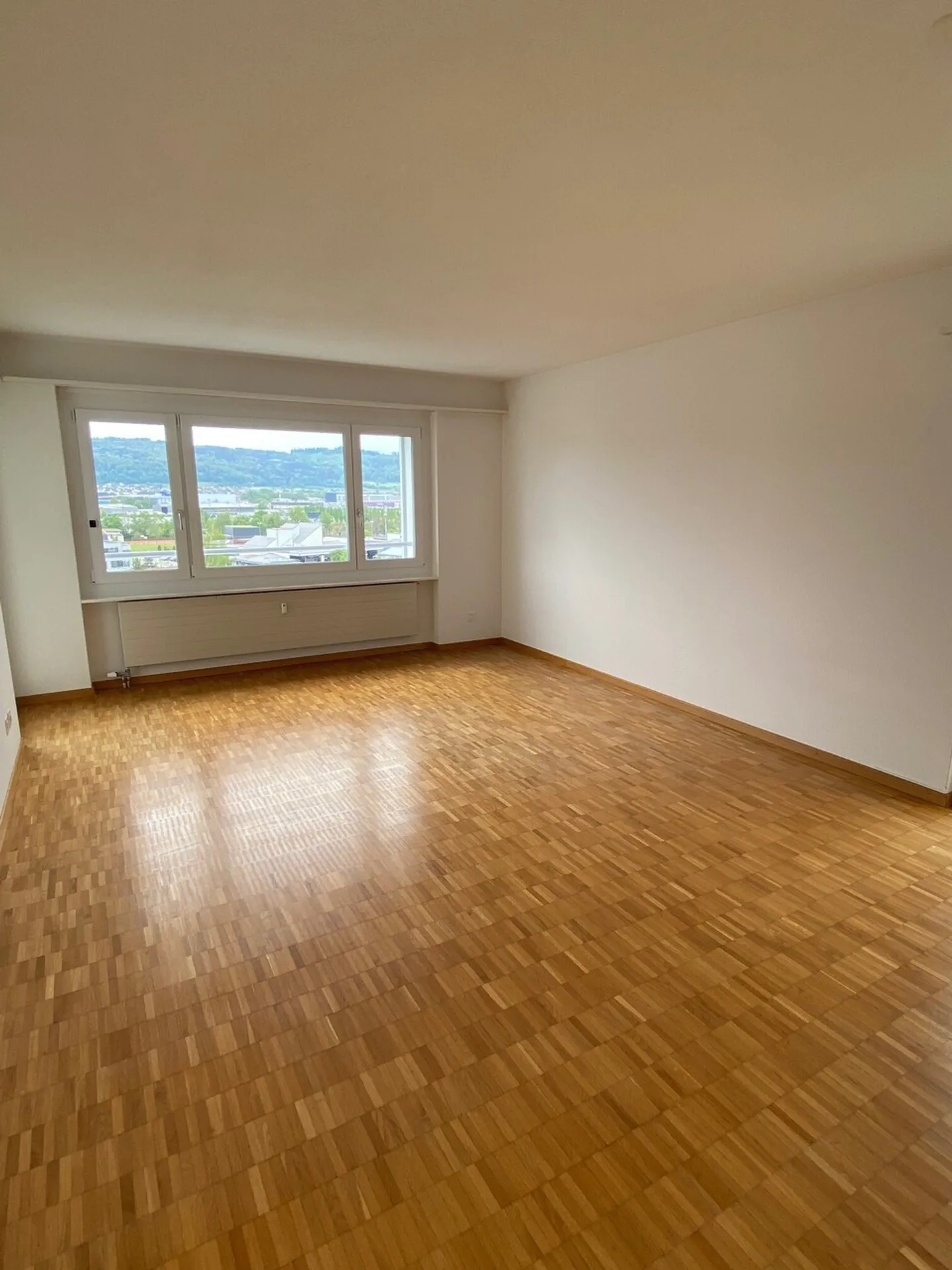 Votre nouveau chez-vous à Wohlen avec une vue imprenable ! - Photo 5 sur 8