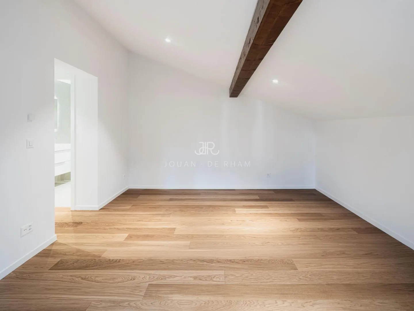 Co-Exclusivité - Villa de village rénovée - Photo 10 sur 13