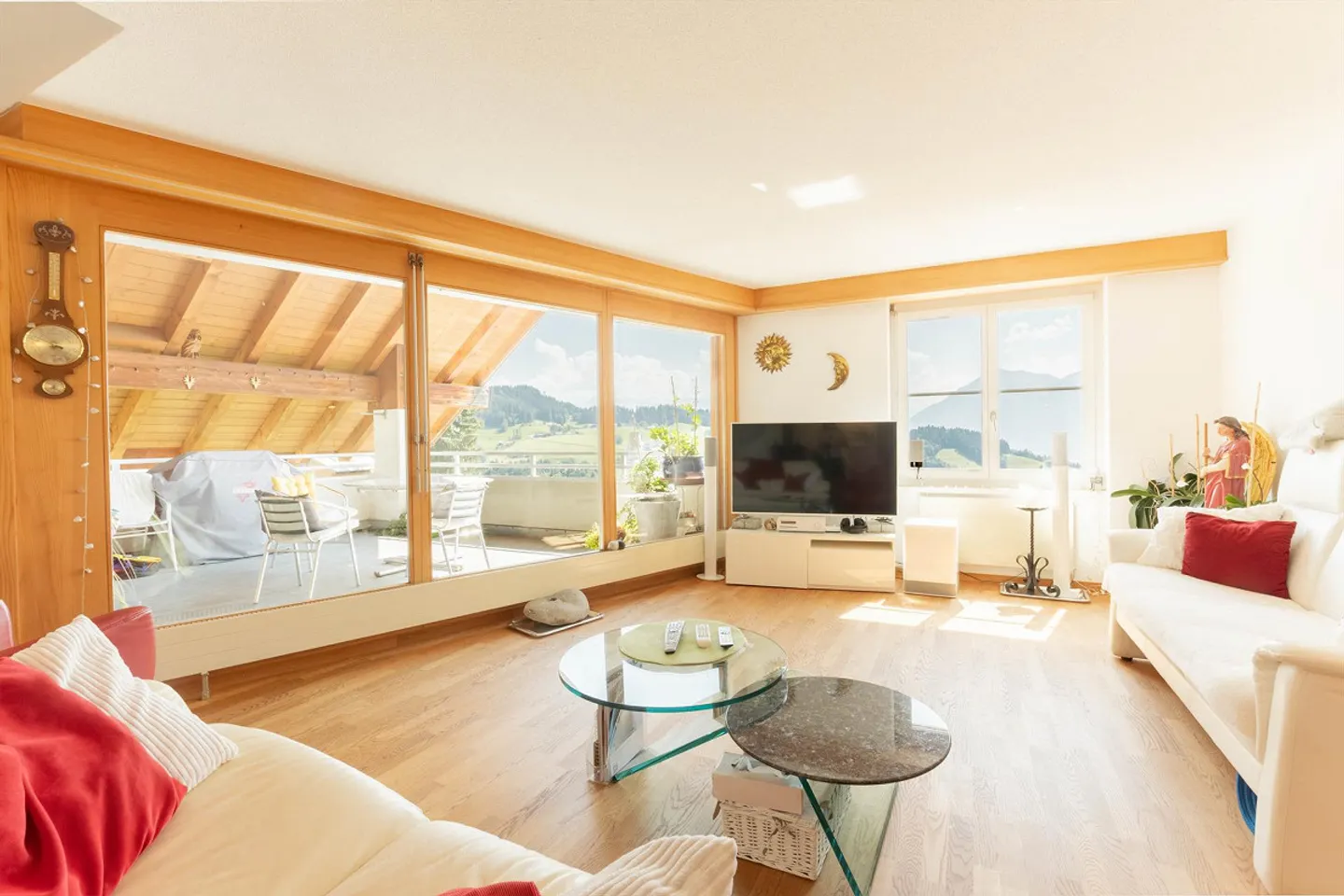 "Charmante 6.5-Zimmer-Maisonettewohnung in Thun-Goldiwil" - Foto 7 di 20