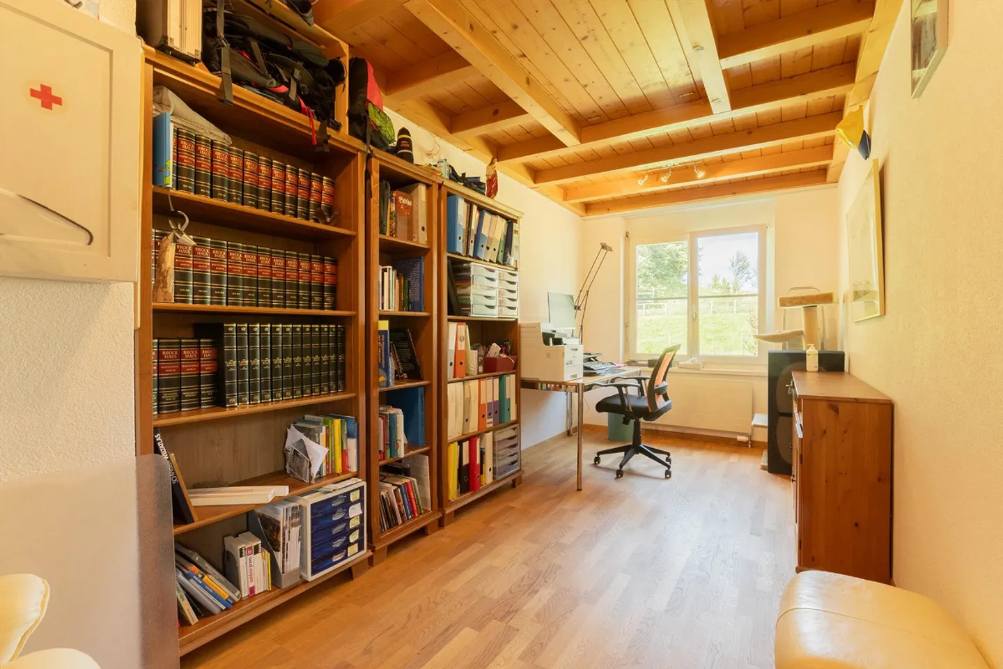 "Charmante 6.5-Zimmer-Maisonettewohnung in Thun-Goldiwil" - Foto 15 di 20