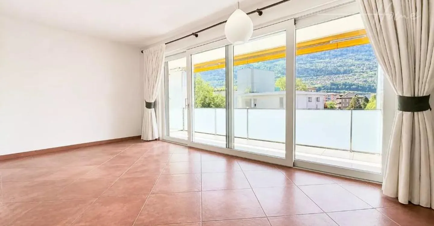 Stunning 3½ room apartment for sale in Sion - Photo 1 of 7