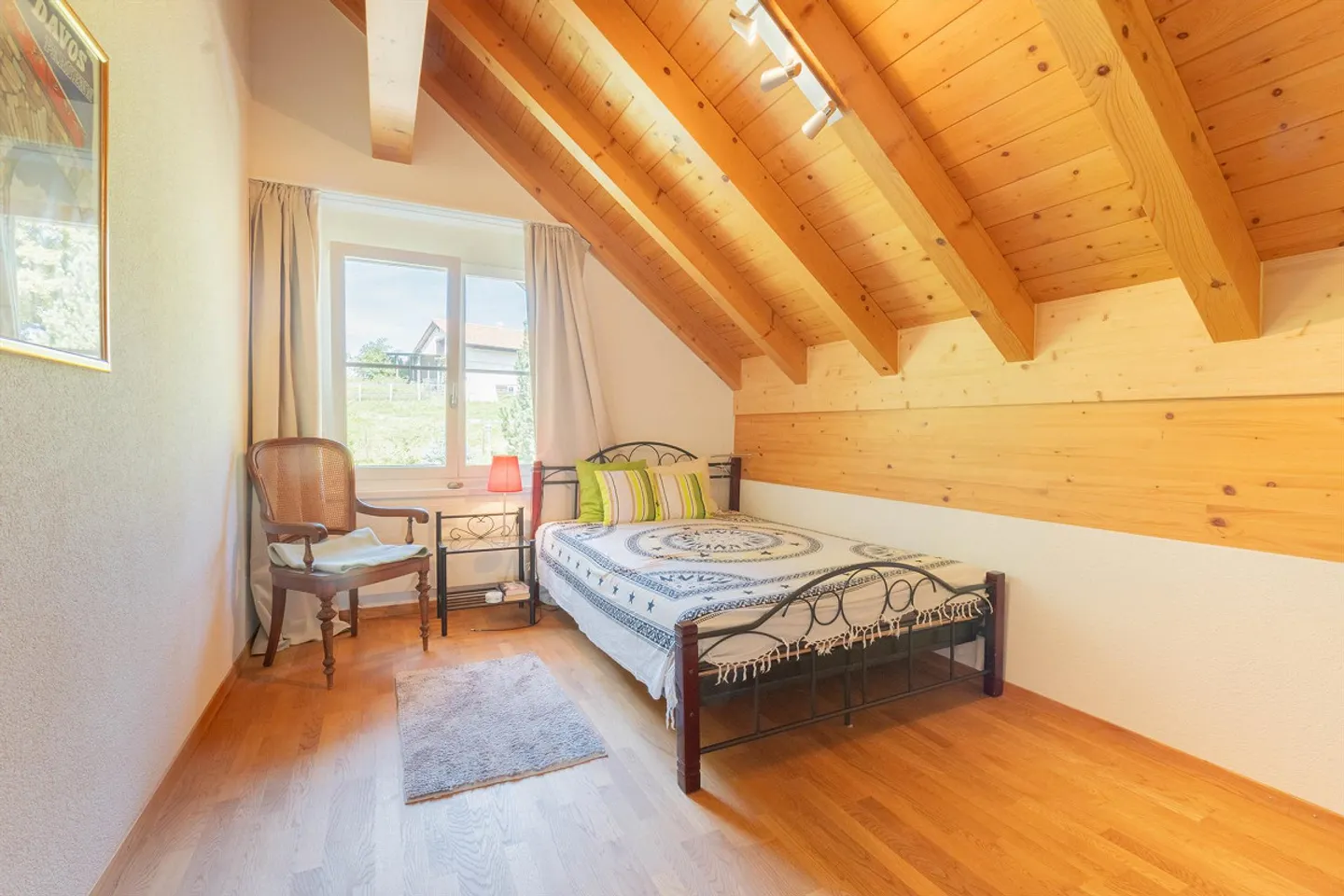"Charmante 6.5-Zimmer-Maisonettewohnung in Thun-Goldiwil" - Foto 16 di 20