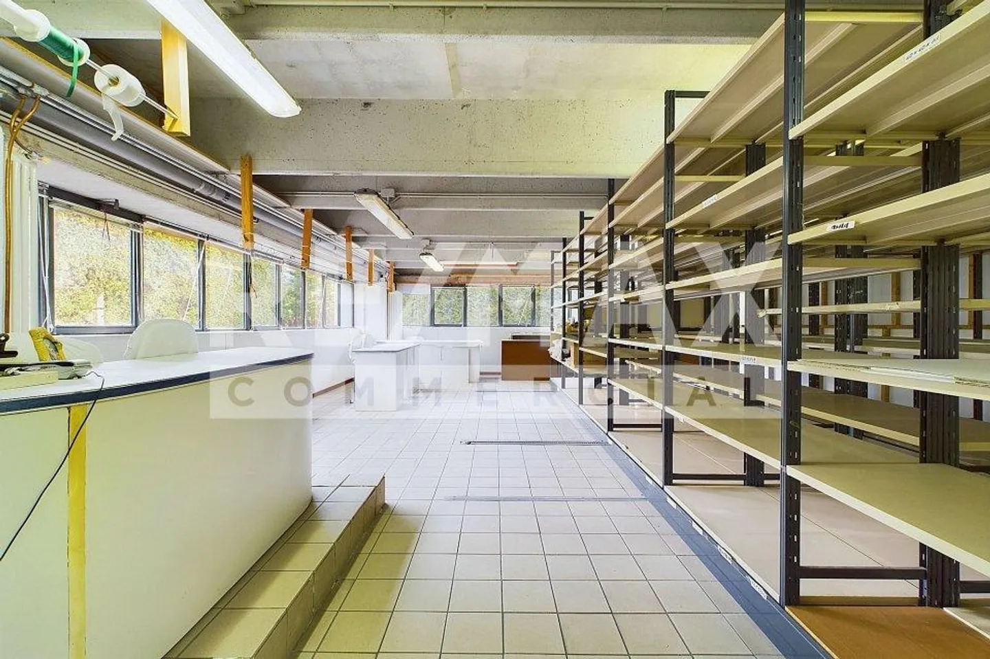 Interesting commercial building in Cunardo, Varese - Italy - Photo 6 of 13