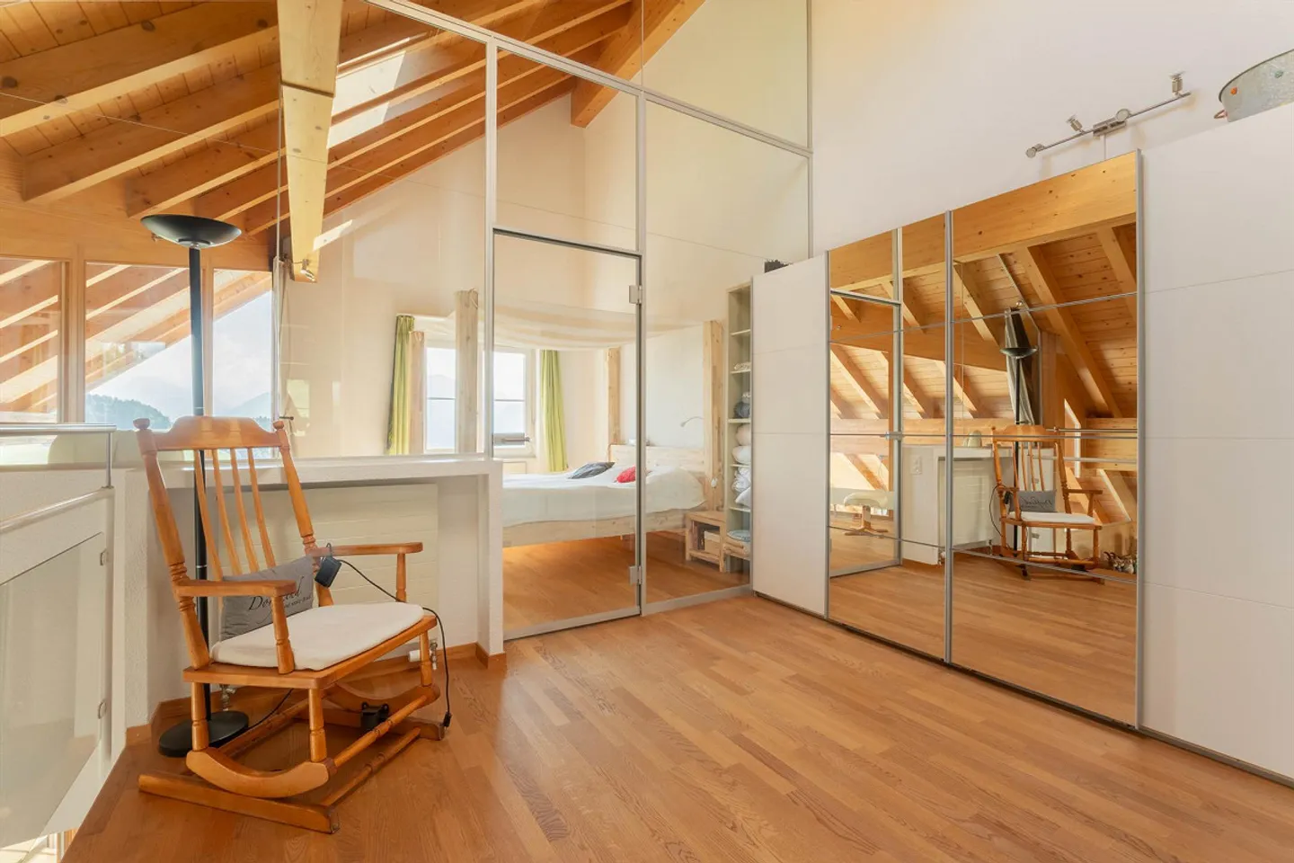"Charmante 6.5-Zimmer-Maisonettewohnung in Thun-Goldiwil" - Foto 19 di 20
