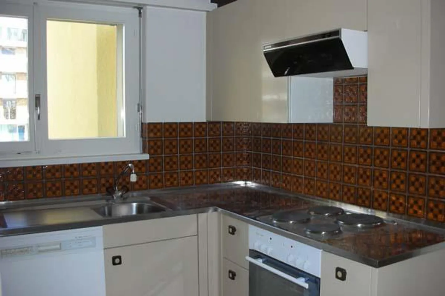 Appartement 3 pièces dans un emplacement calme à Zurich Witikon - Photo 2 sur 4