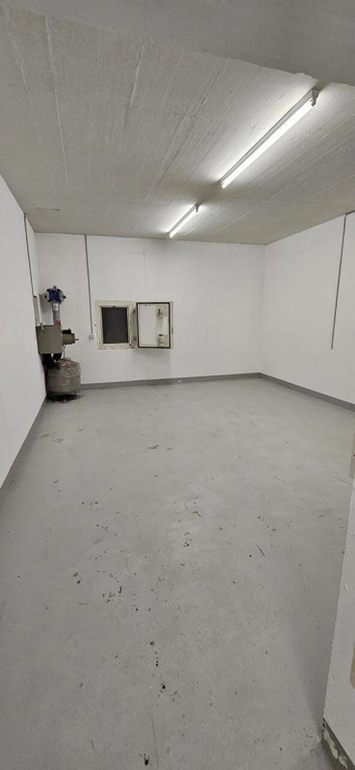 IN AFFITTO Spazio di stoccaggio o archivio a Lucerna - Foto 1 di 6