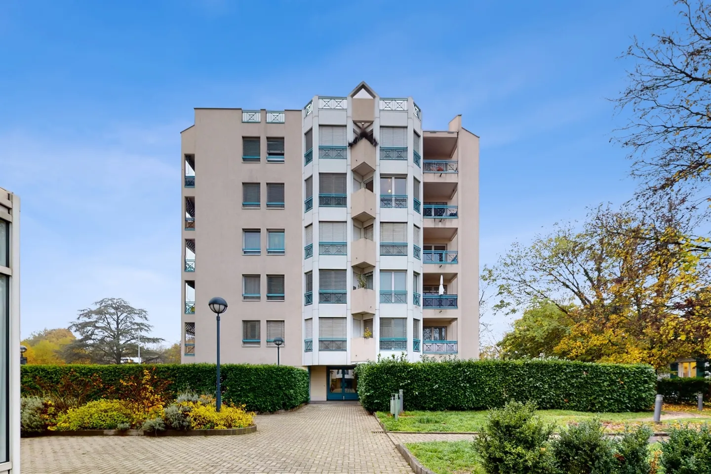 Appartement Lumineux dans Quartier Calme - Photo 2 sur 6