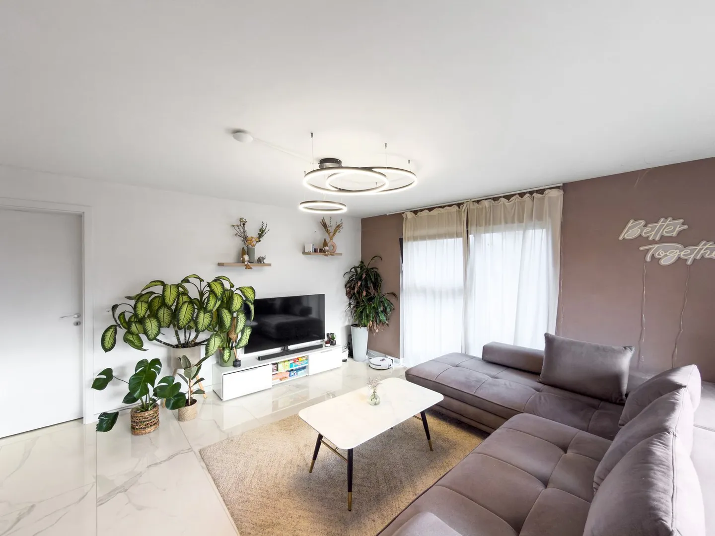 10 Minutes from Nyon - Apartment without Direct Neighbors with 3.5 Rooms and View of Lake Geneva - Photo 3 of 9