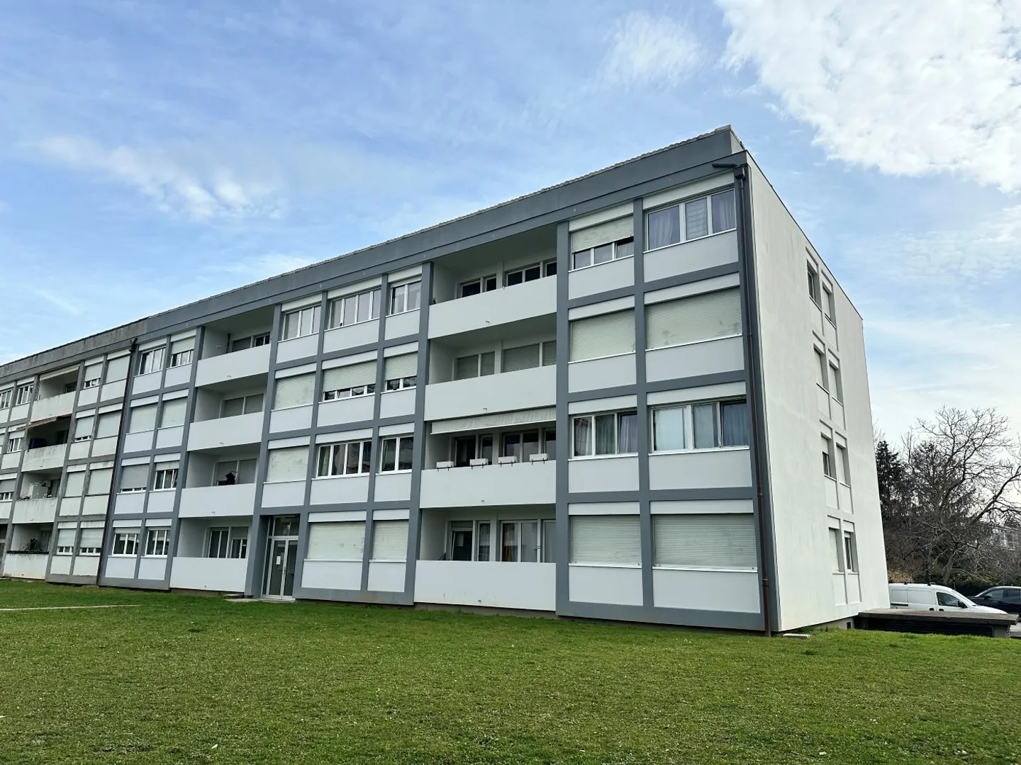 Parkplatz zu vermieten, Chemin des Deux-Communes  11, in Thônex, Schweiz - Foto 1 von 1