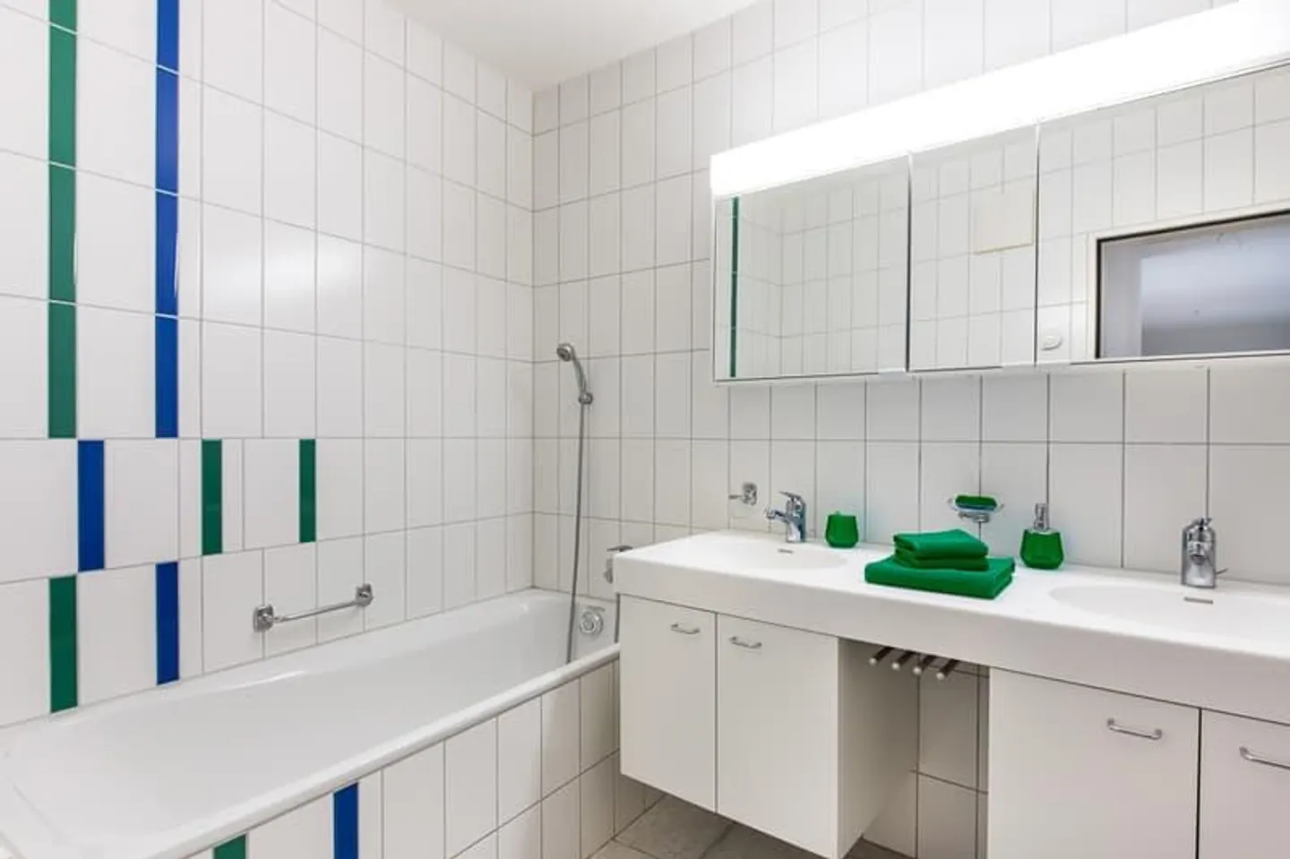 Your new living space - Rent without deposit - Photo 11 of 12