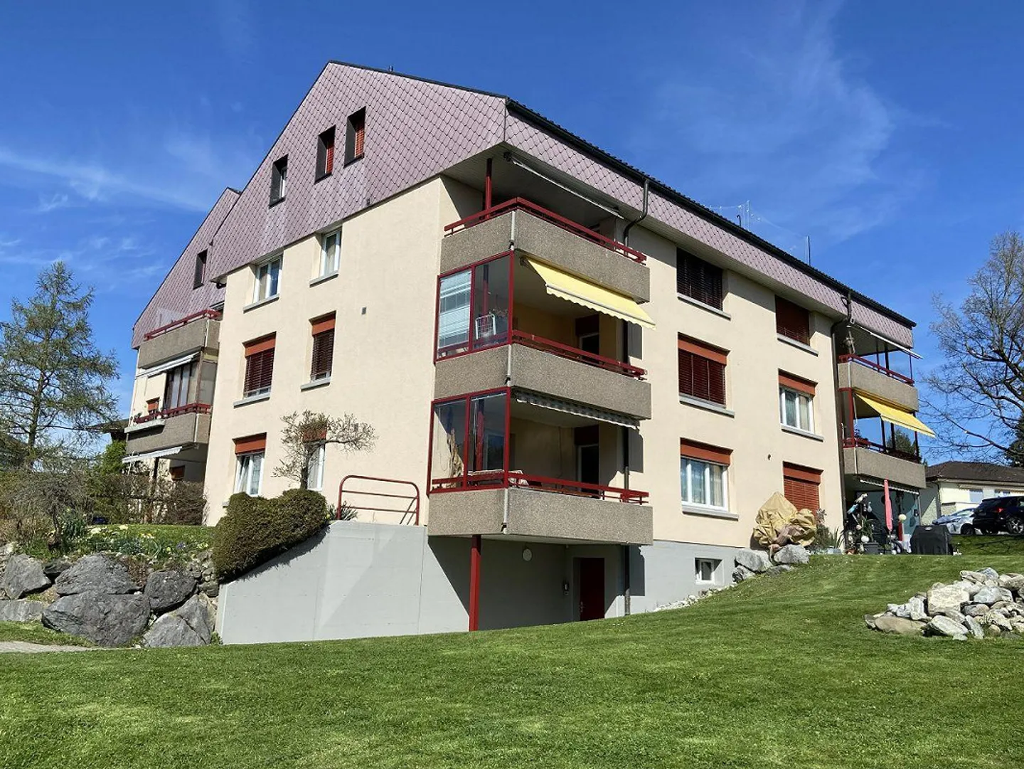 Investitions-Multi-Family-Häuser - Foto 1 von 9