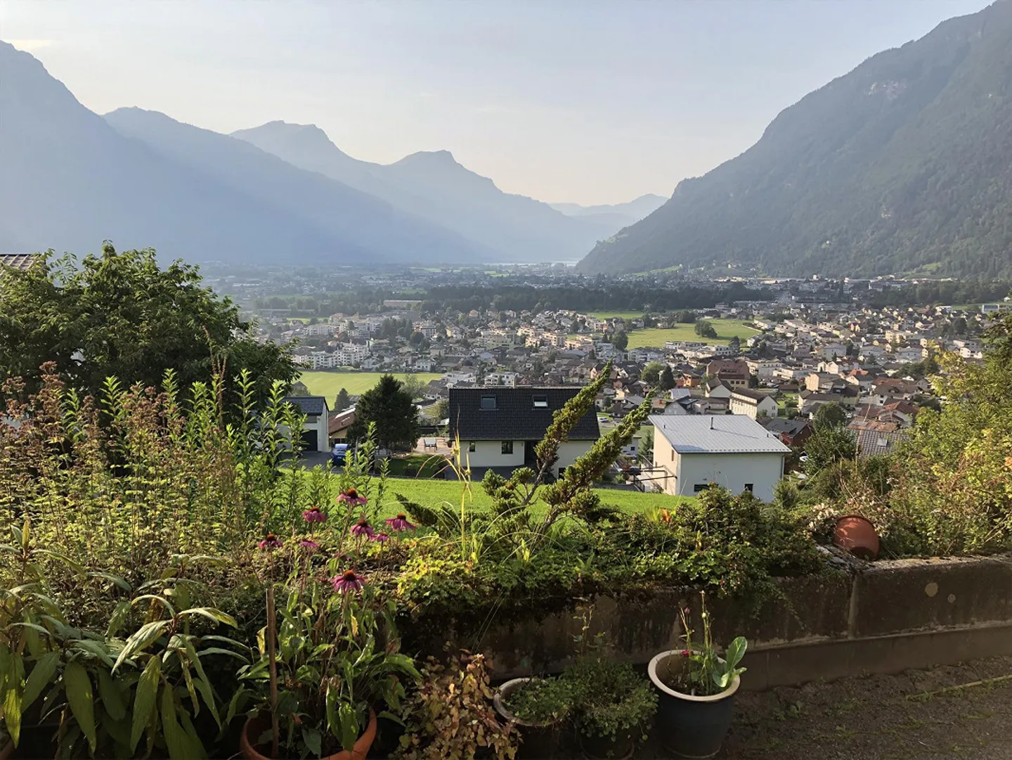 Ampia casa unifamiliare con vista da sogno - Foto 1 di 25