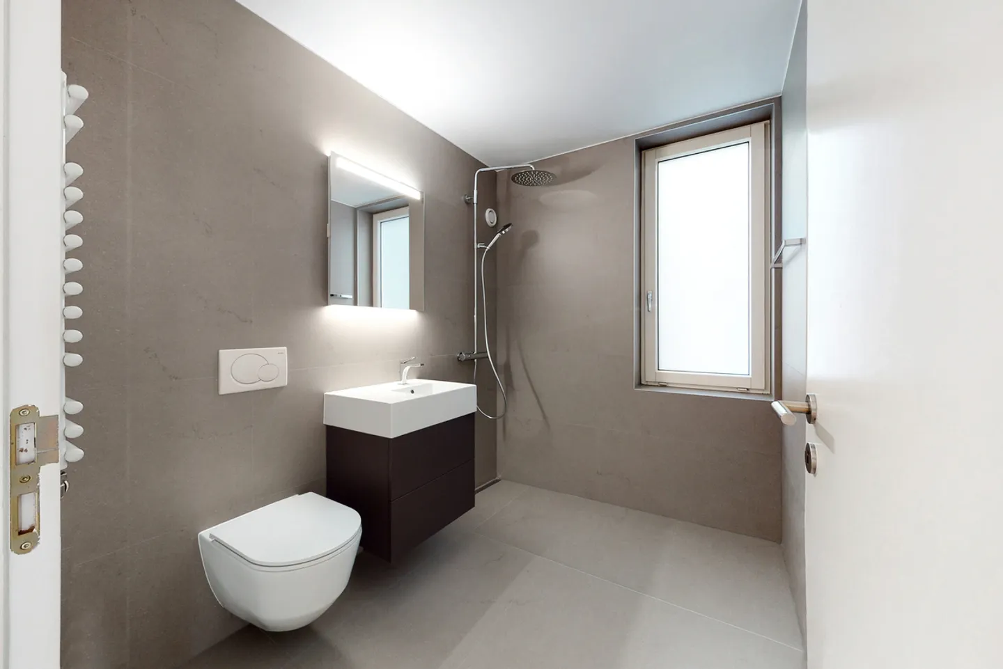 Appartamento moderno, spazioso e ben posizionato - Foto 10 di 10
