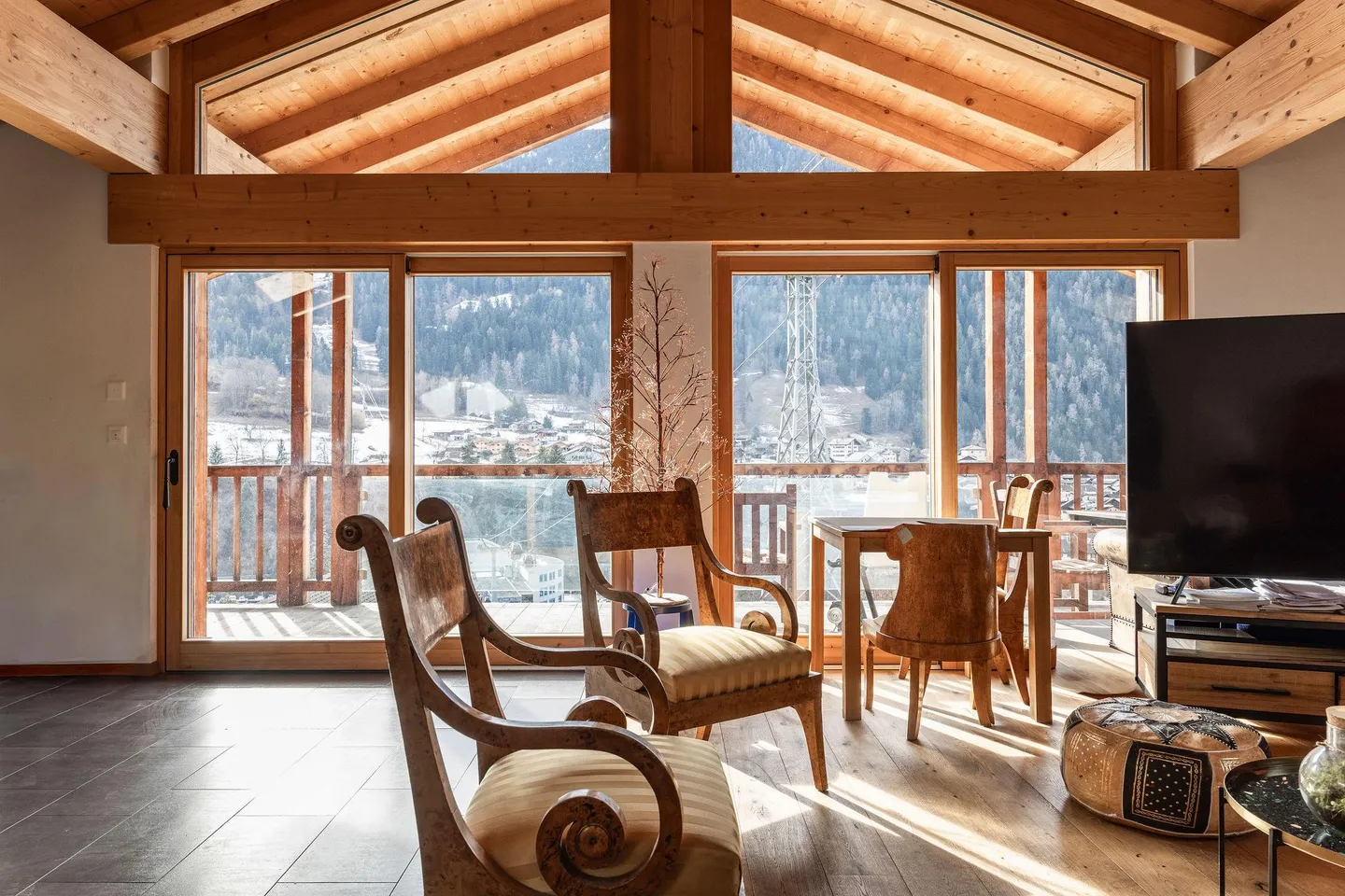 5.5 Room Penthouse in Châble - Photo 1 of 11