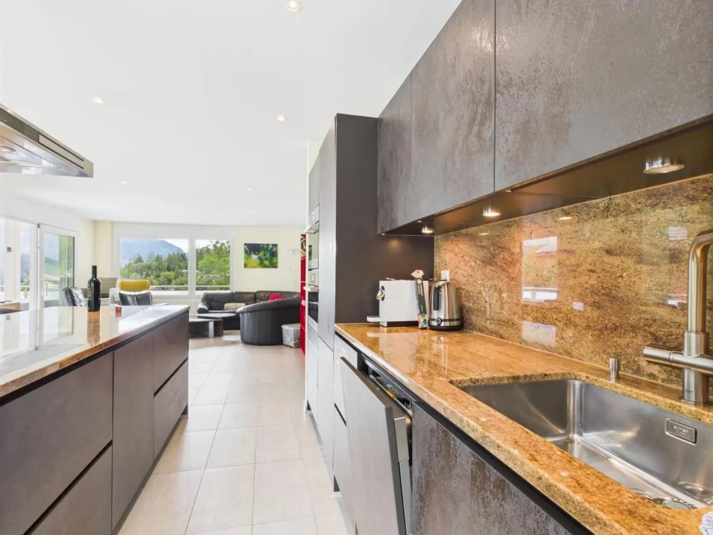 Air de montagne & espace – Appartement de rêve de 5,5 pièces à Fiesch - Photo 3 sur 10