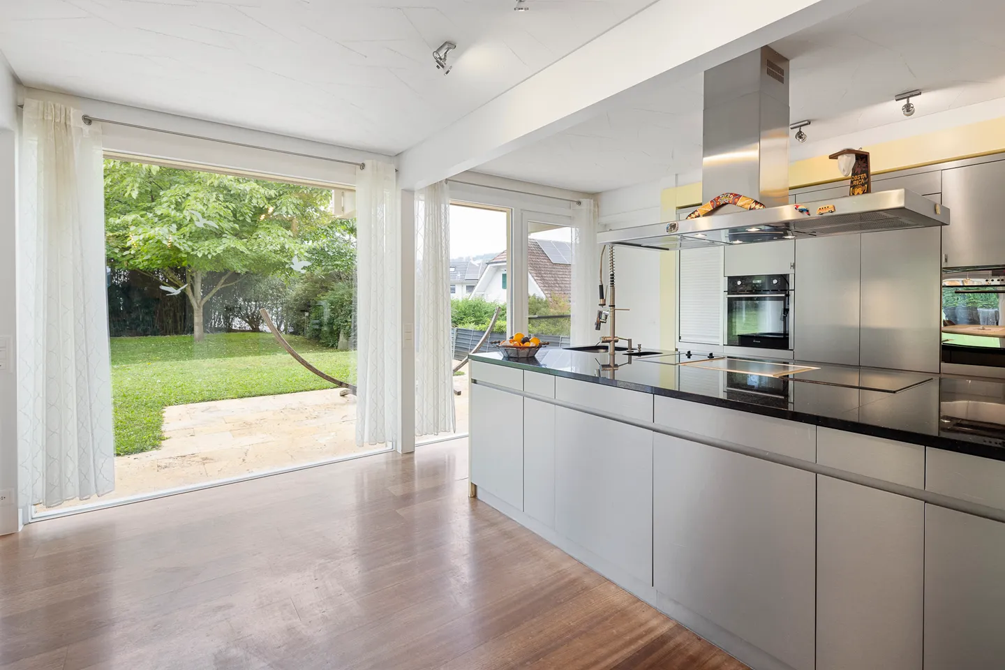 Miracle d'espace avec grand terrain et piscine dans un endroit calme - Photo 5 sur 13