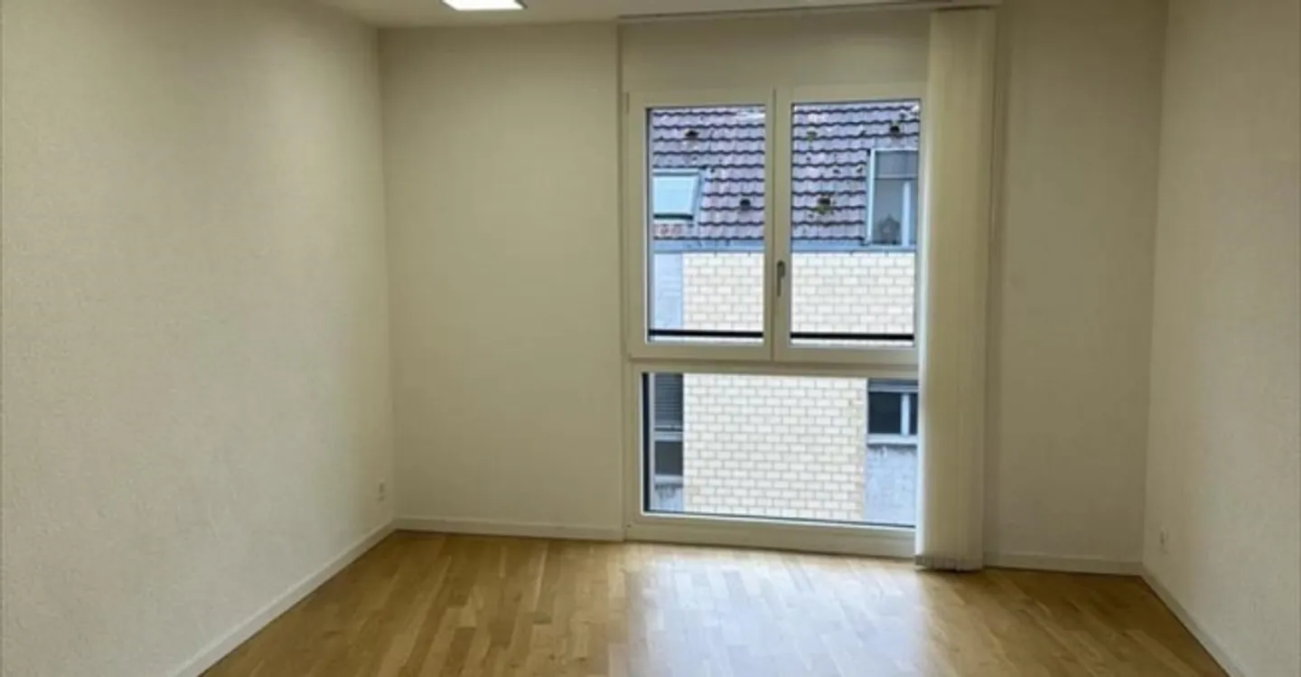 Office - Photo 5 of 11